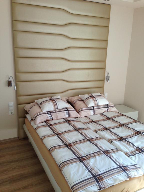 Villa Park Apartman Balatonfüred Rom bilde